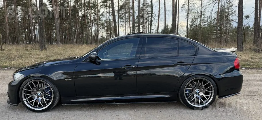 BMW 335I 2011 photo 4