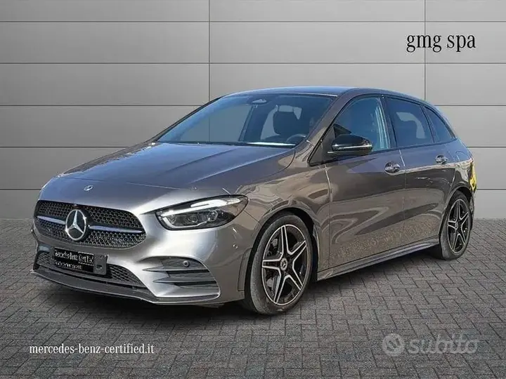 Mercedes-Benz Claسة B