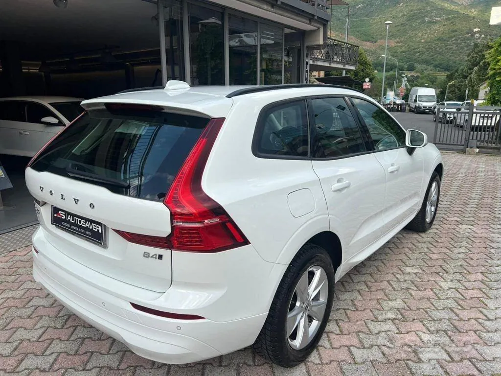 Volvo Xc60 2022 photo 2