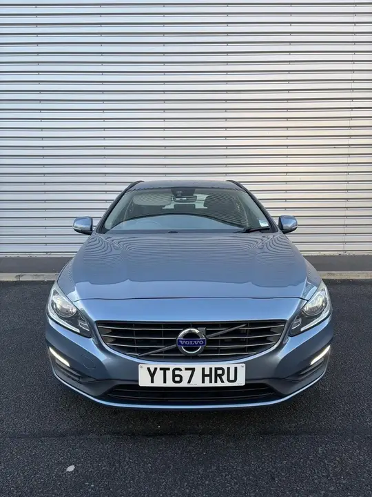 Volvo V60 2017 photo 2