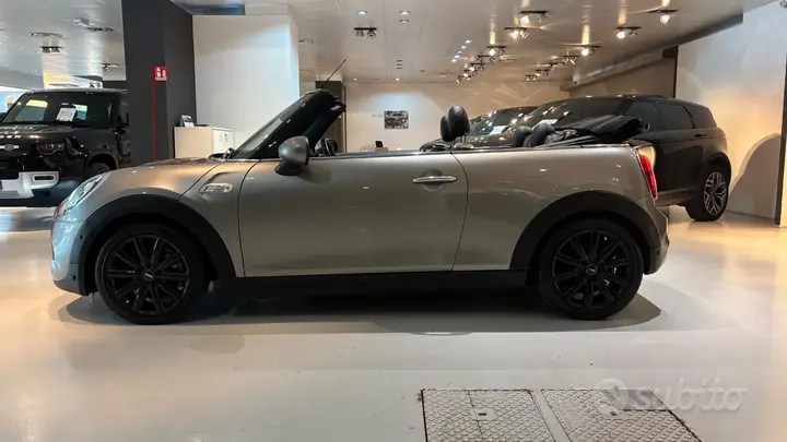 Mini Cooper Cabrio 2018 photo 4