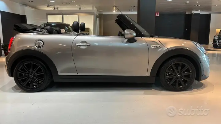 Mini Cooper Cabrio 2018 photo 5