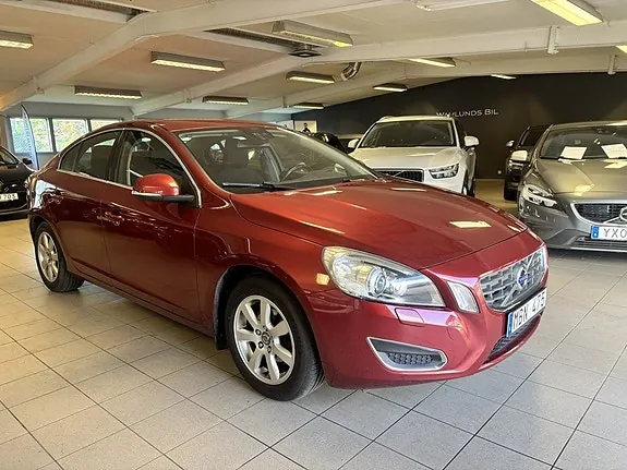 Volvo S60 2012 photo 3