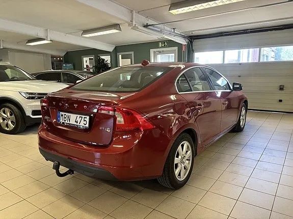 Volvo S60 2012 photo 4