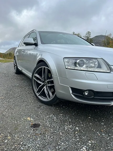 Audi A6 Allroad 2011 photo 4