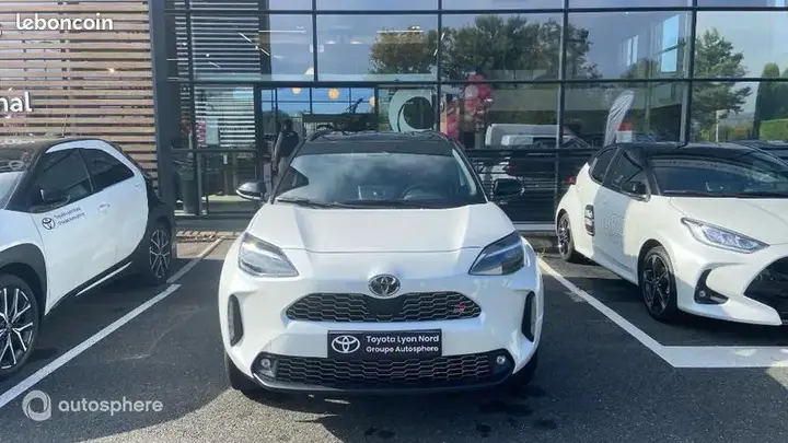 Toyota Yaris Cross 2026 photo 2