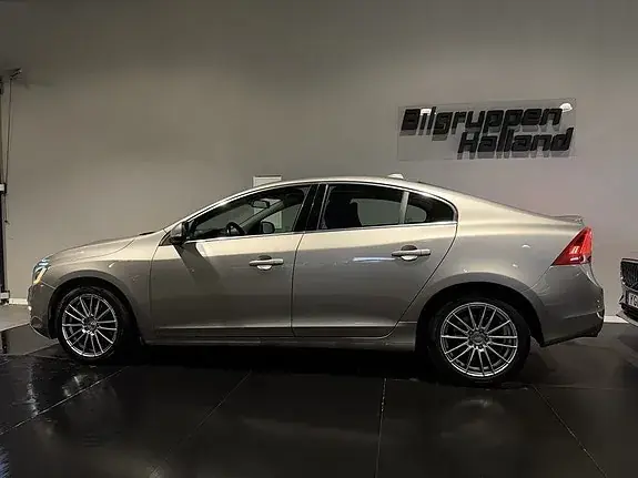 Volvo S60 2014 photo 4