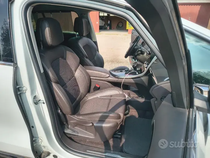 Renault Espace 2016 photo 5
