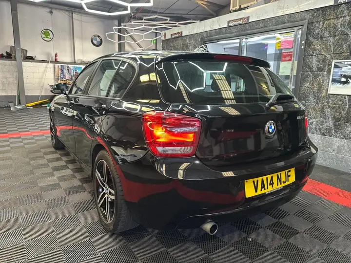 BMW 1 Series 2014 photo 2