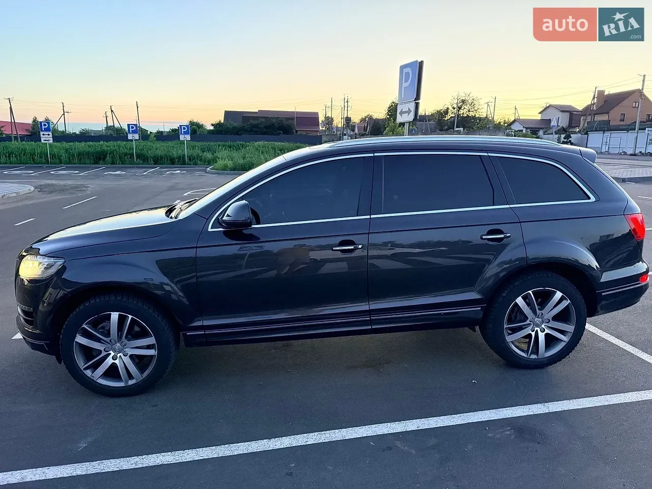 Audi Q7 2014 photo 4
