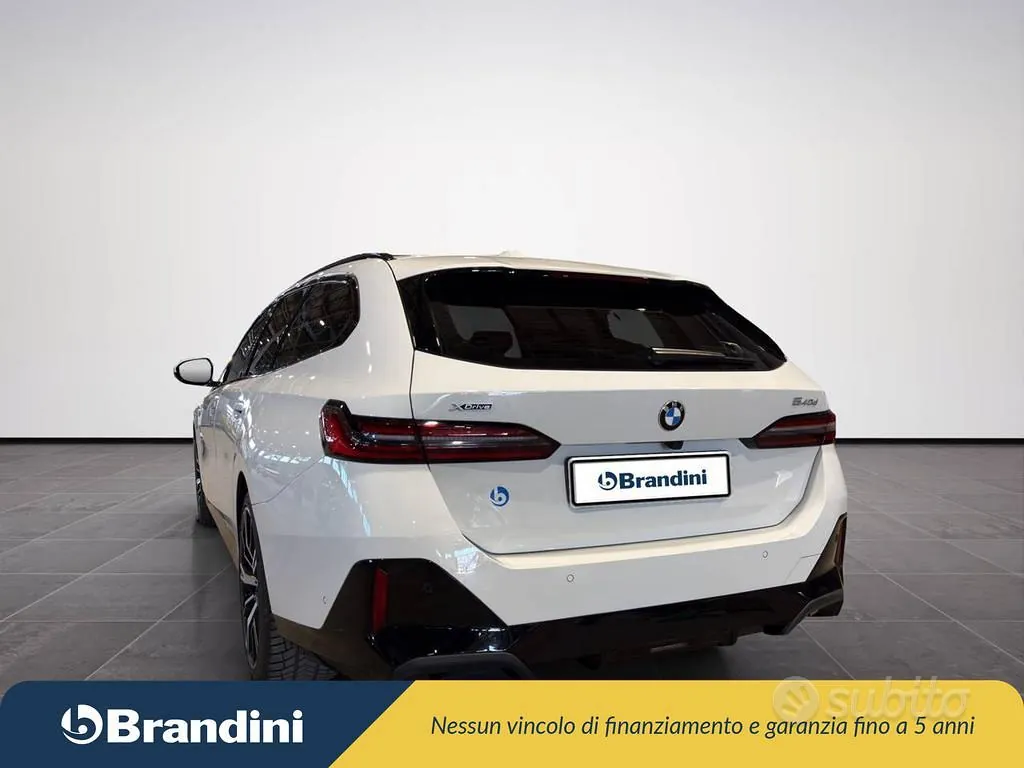 BMW 5 Series 2025 photo 5