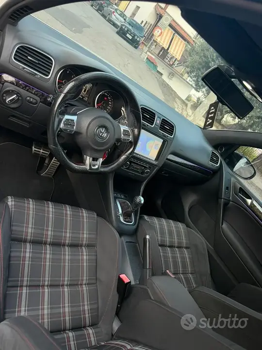 Volkswagen Golf 2009 photo 4