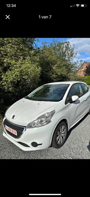 Peugeot 208