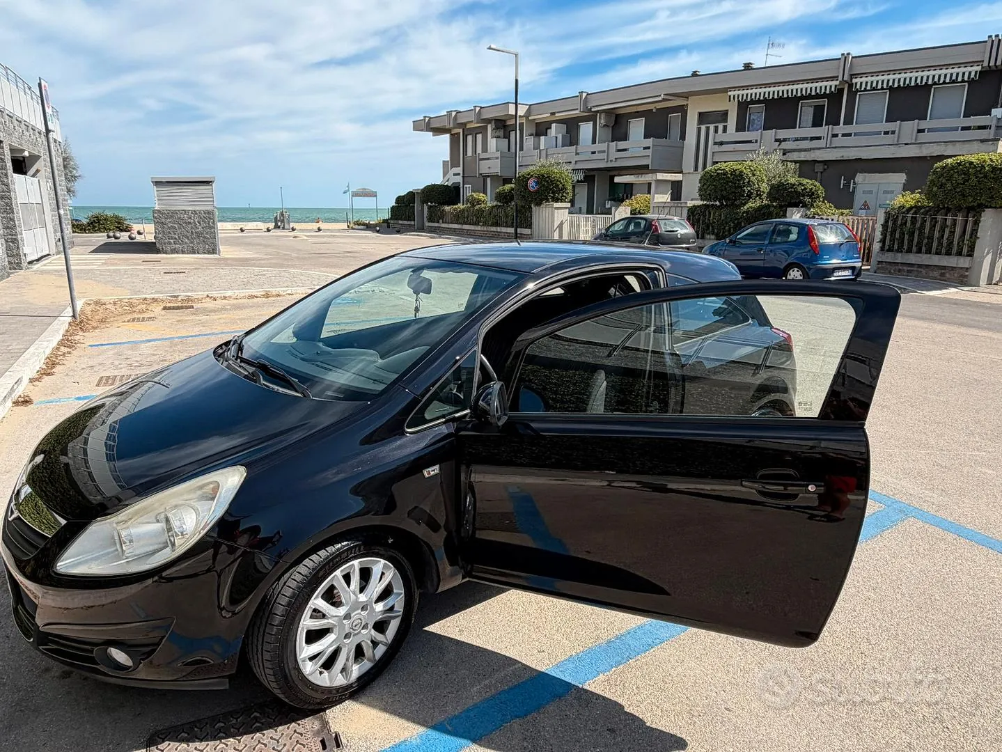 Opel Corsa 2009 photo 2