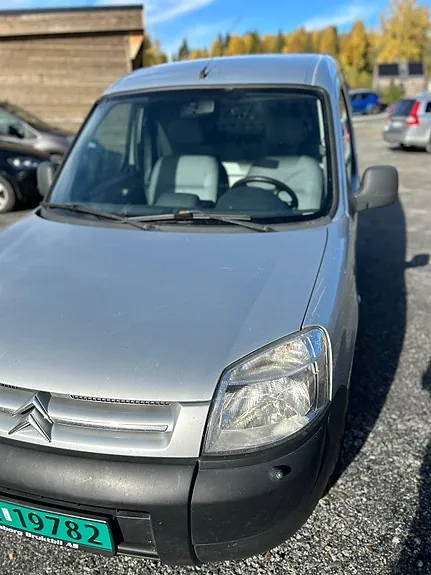 Citroen Berlingo 2008 photo 2
