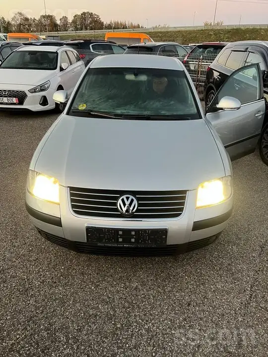 Volkswagen Passat 2003 photo 3