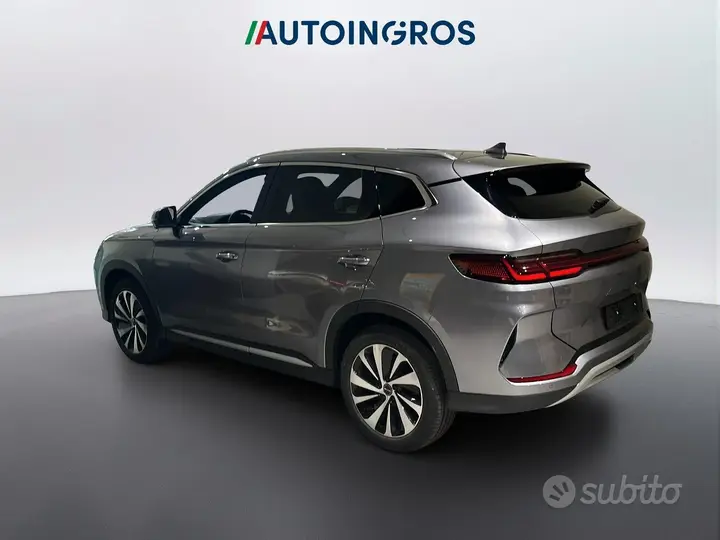 BYD Seal U 2026 photo 3