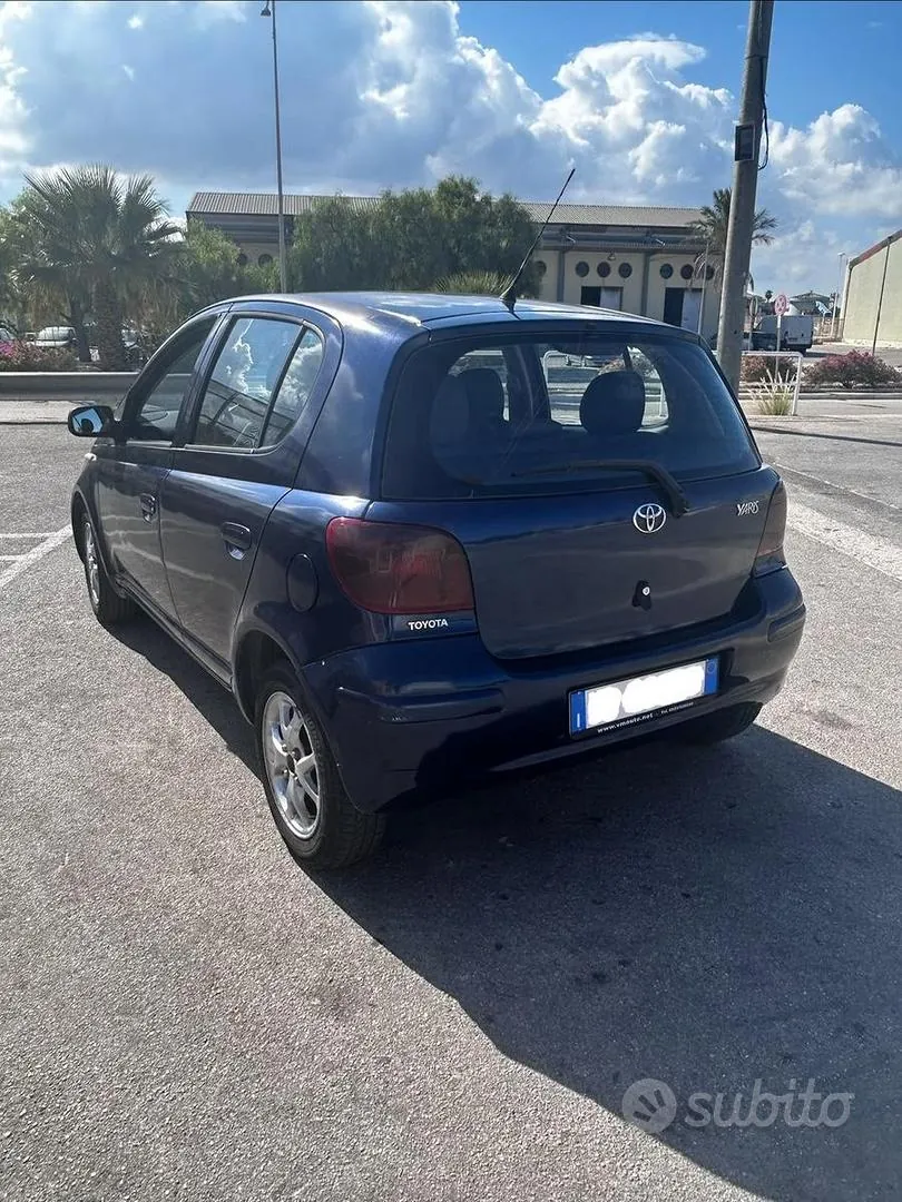 Toyota Yaris 2003 photo 5