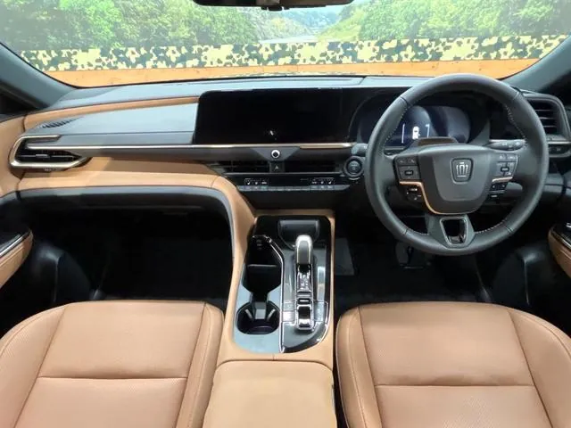 Toyota Crown Sport Z 2024 photo 2