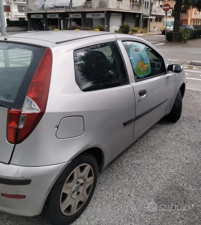 Fiat Punto 2006 photo 3