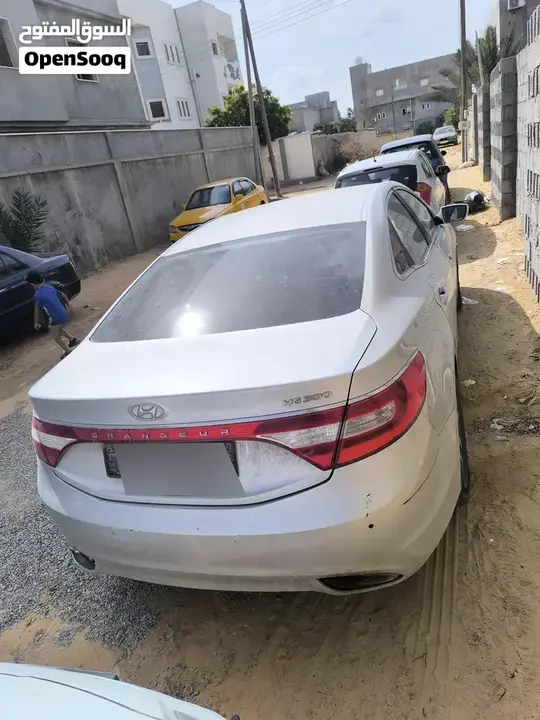 Hyundai Azera 2012 photo 3