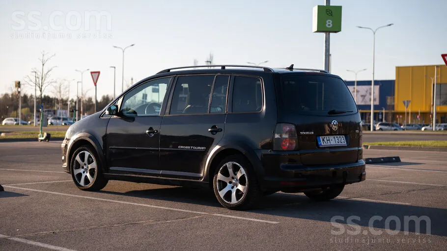 Volkswagen Cross Touran 2007 photo 5