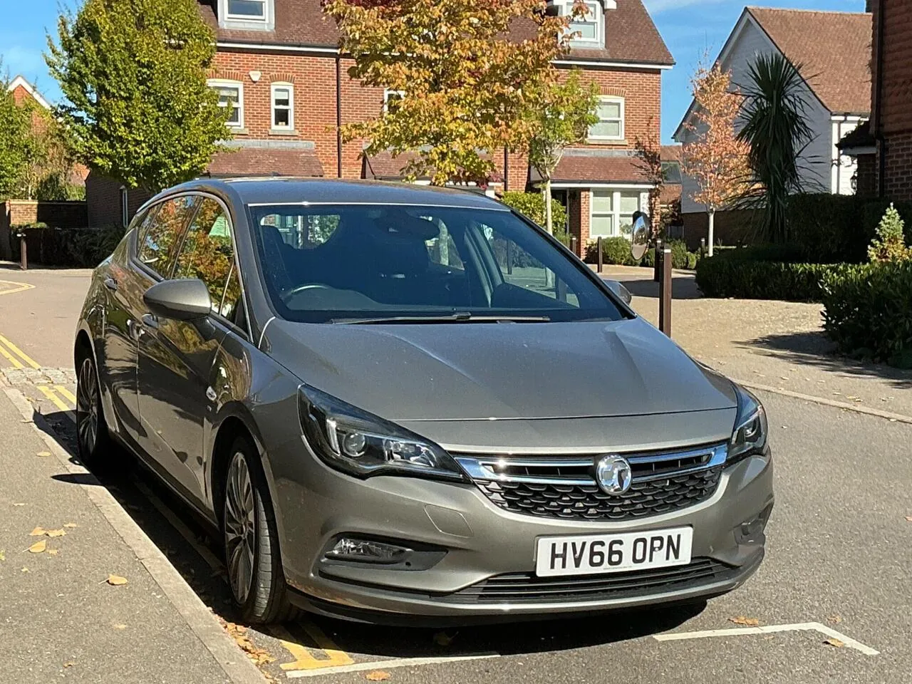 Vauxhall Astra 2017 photo 2