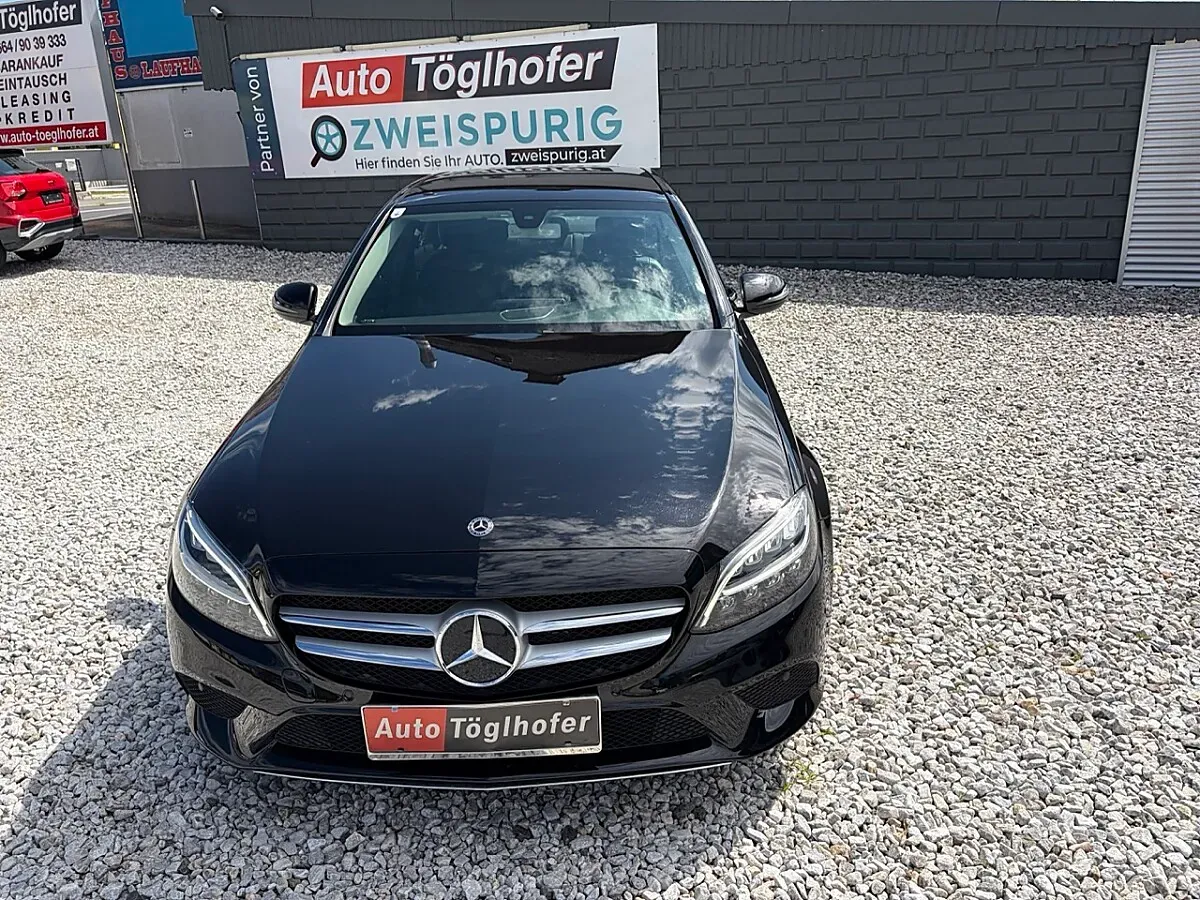 Mercedes-Benz C-Class 2019 photo 2