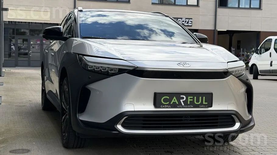Toyota Civic 2025 photo 3