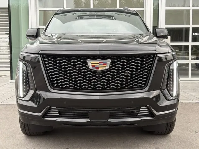 Cadillac Escalade 2026 photo 2