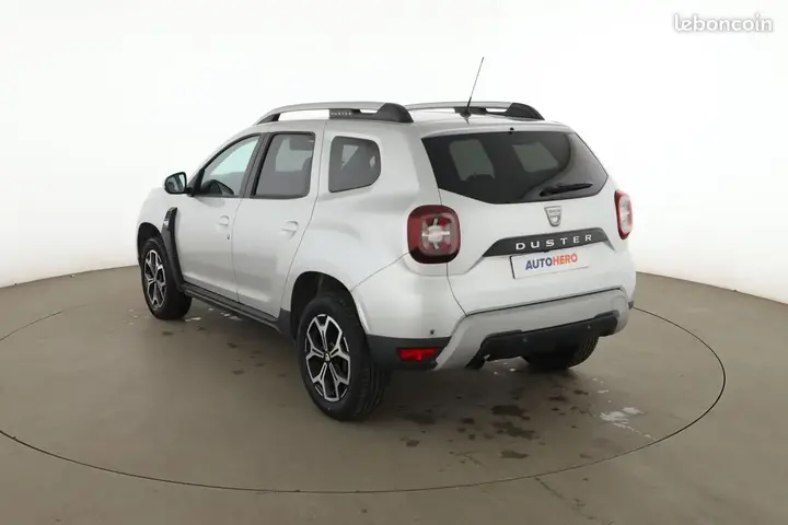 Dacia Duster 2018 photo 2