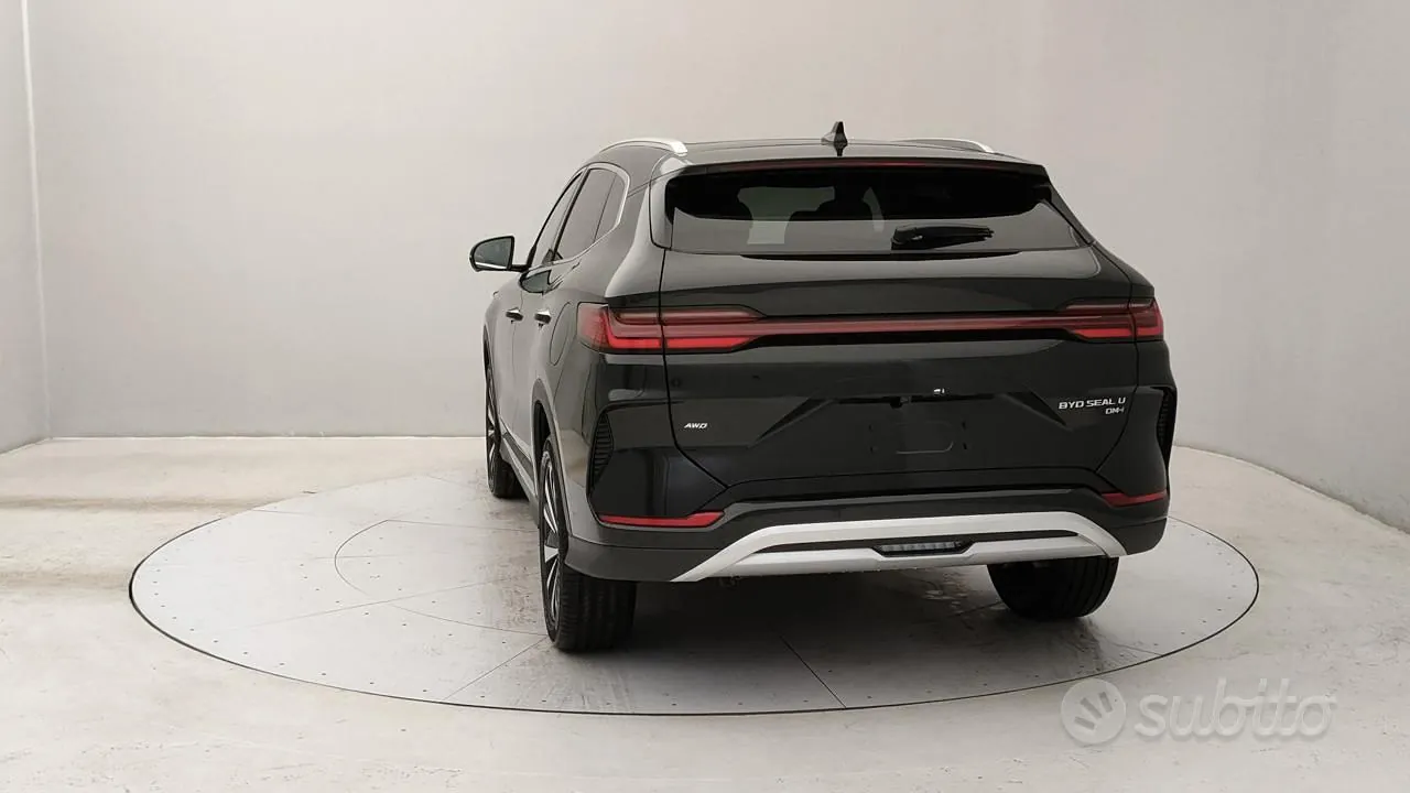 BYD Seal U 2026 photo 4