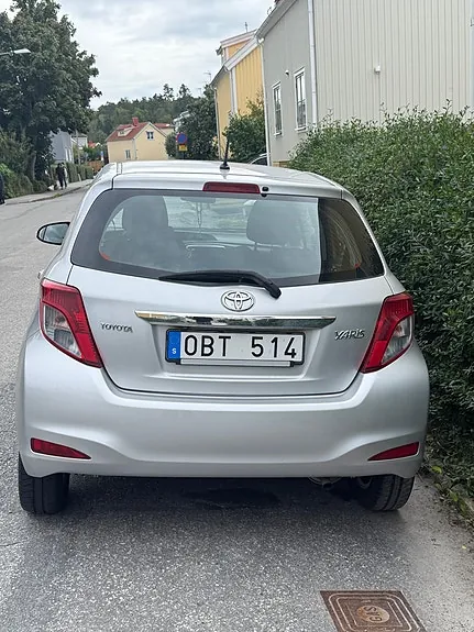 Toyota Yaris 2013 photo 3