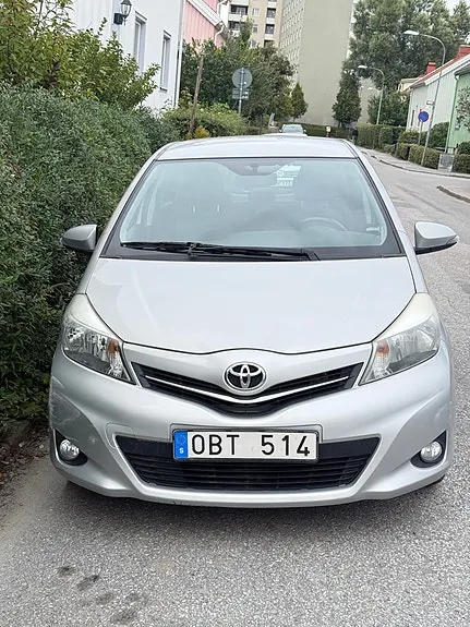 Toyota Yaris 2013 photo 4