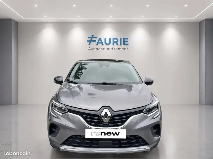 Renault Captur 2024 photo 2