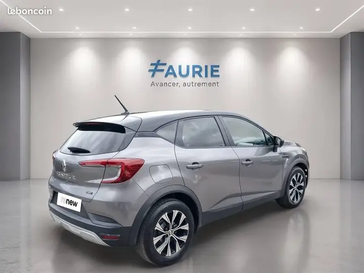 Renault Captur 2024 photo 5