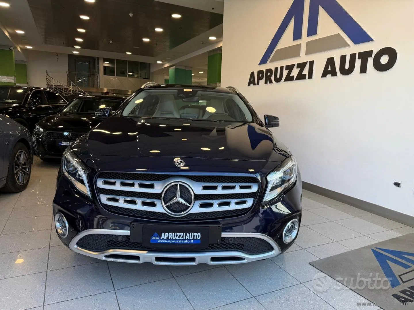 Mercedes-Benz Gla 2017 photo 2