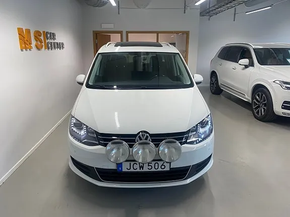Volkswagen Sharan 2016 photo 2