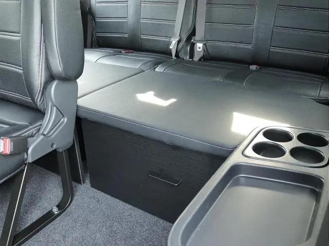 Toyota Hiace Wagon 2026 photo 2