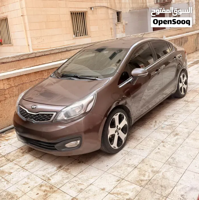 Kia Rio 2015 photo 5