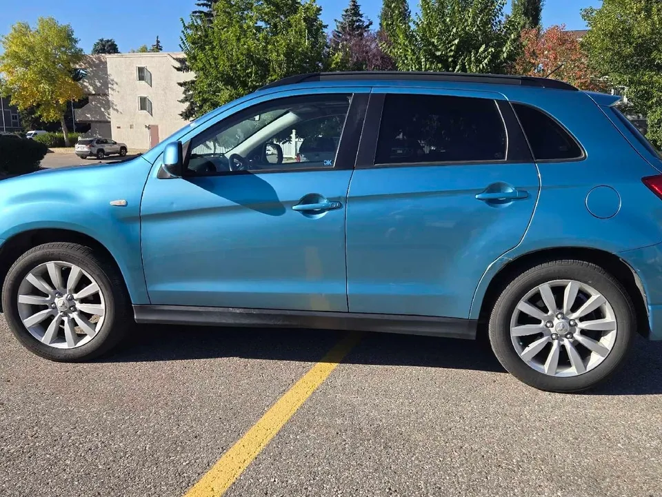 Mitsubishi Rvr 2011 photo 2