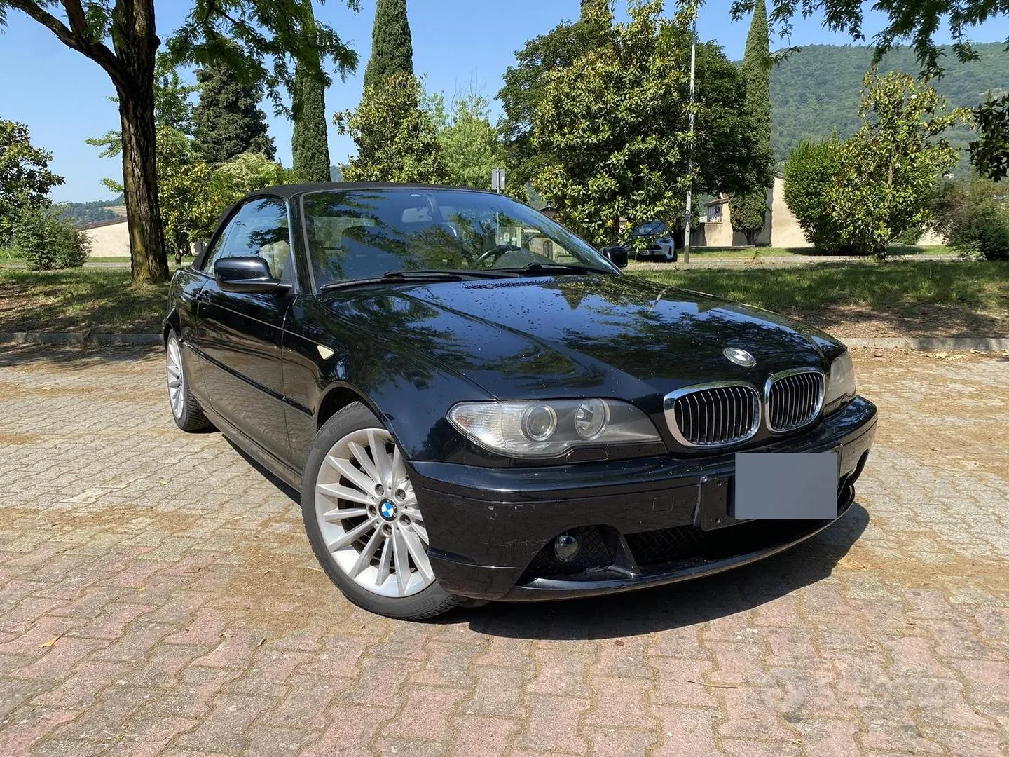 BMW 3 Series 2003 photo 2