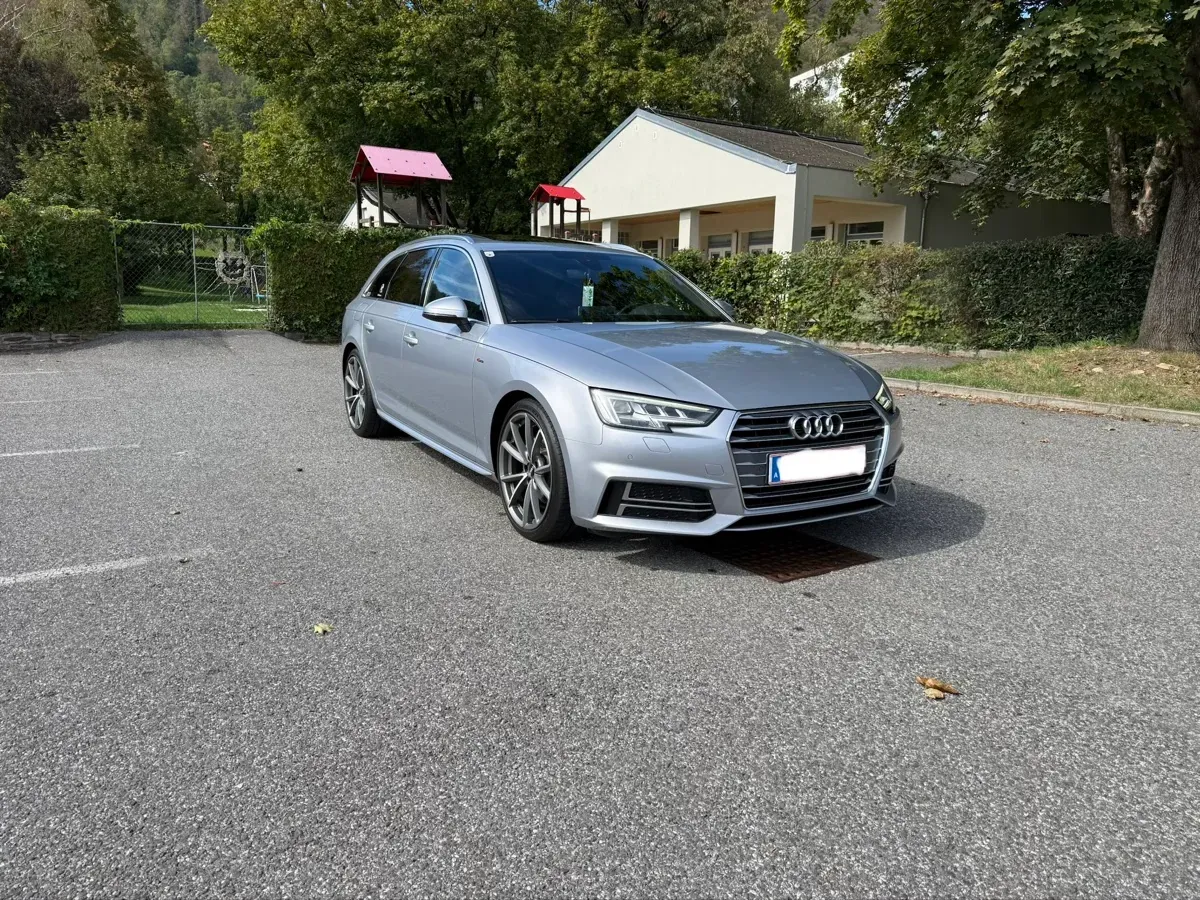 Audi A4 2018 photo 2