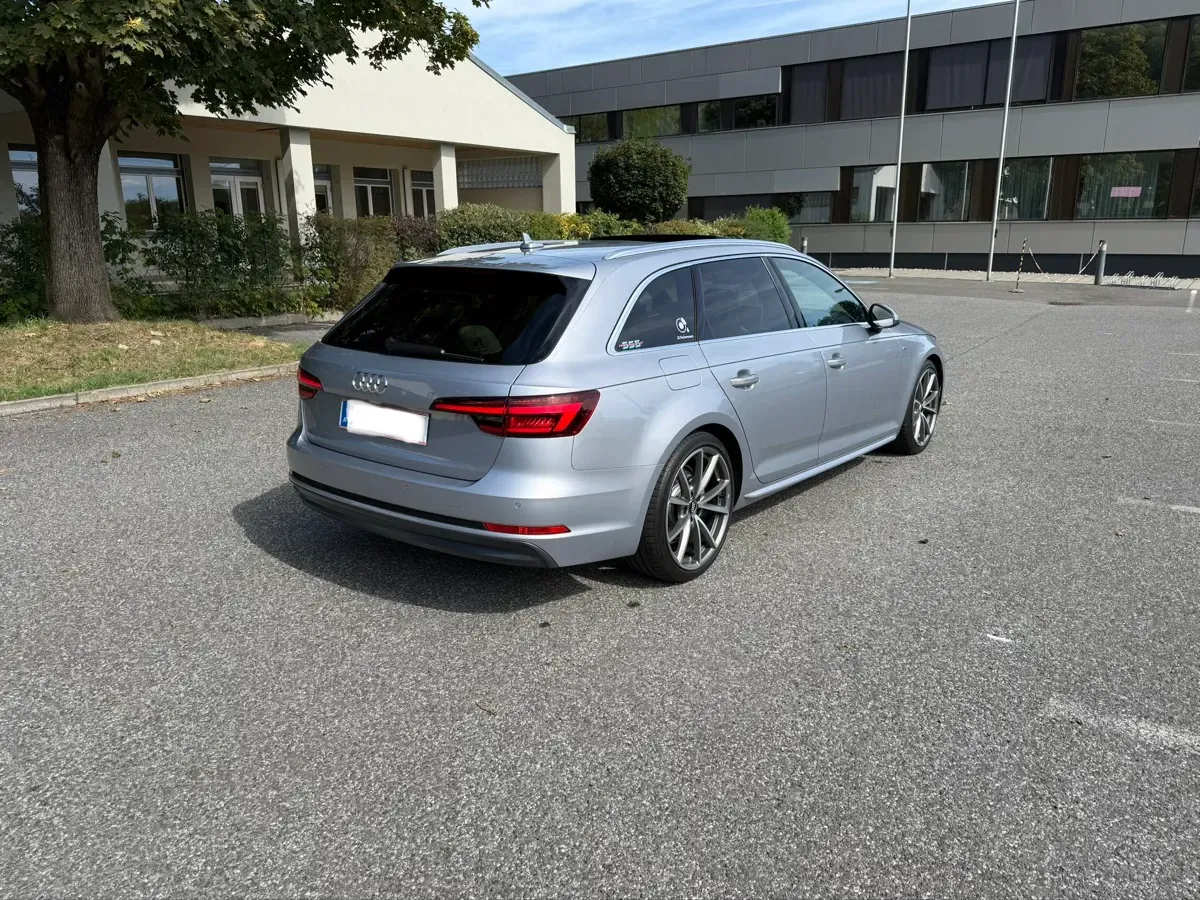 Audi A4 2018 photo 3