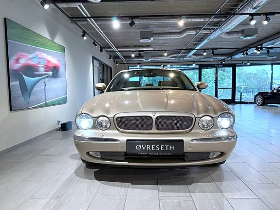 Jaguar Xj 2005 photo 2