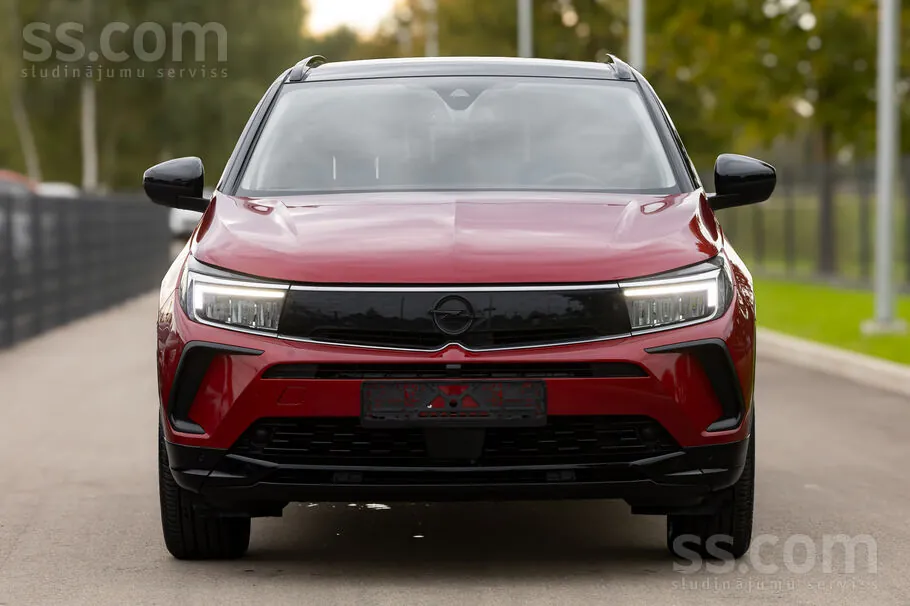 Opel Grandland X 2022 photo 2