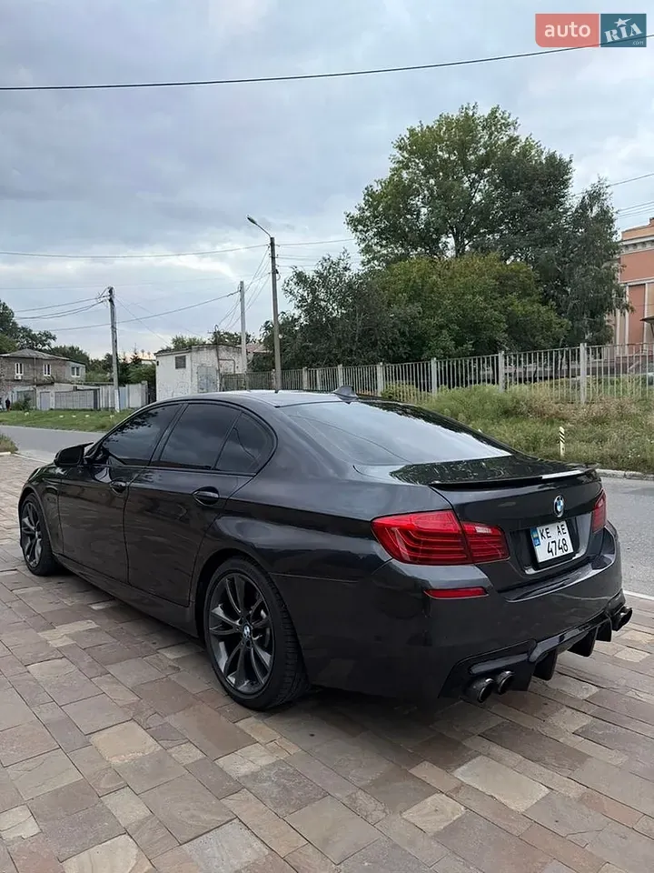 BMW 5 Series 2016 photo 3