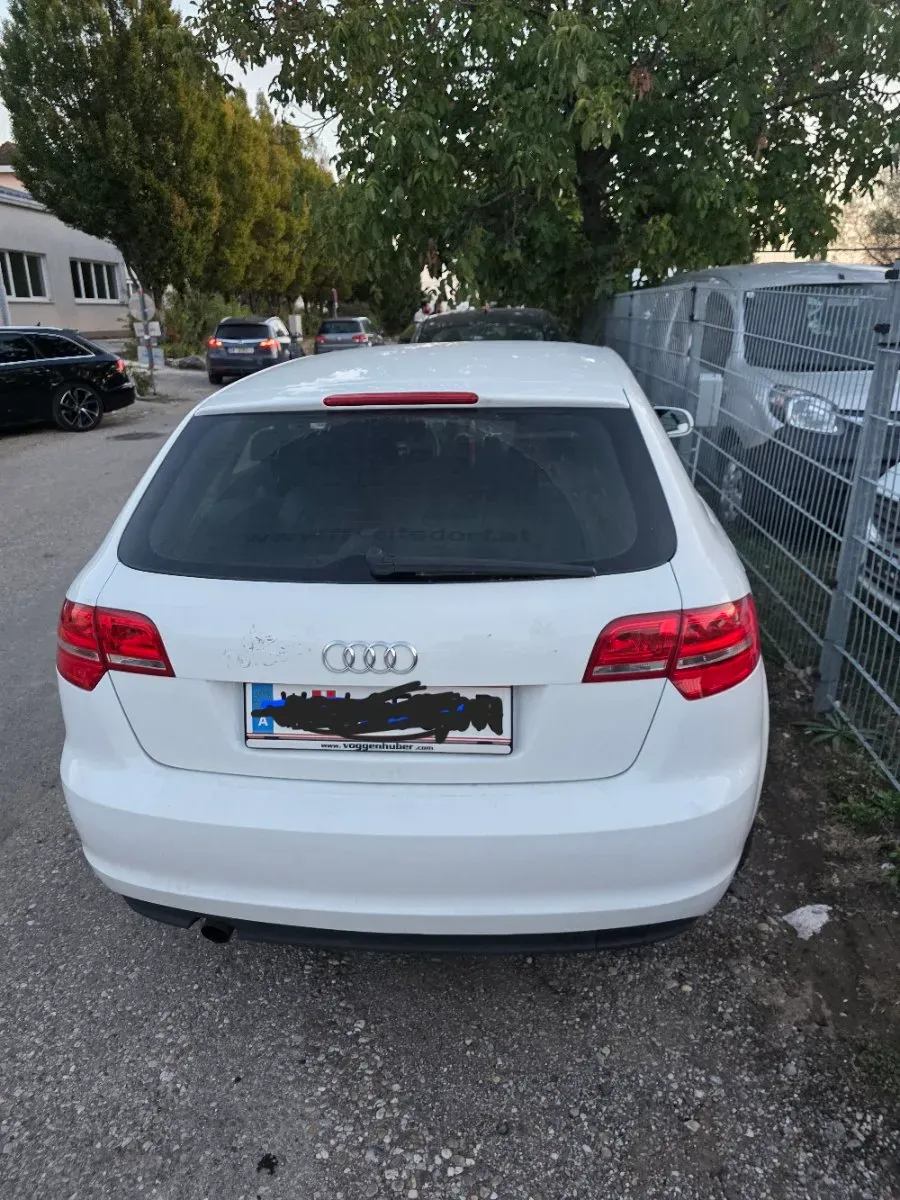 Audi A3 2012 photo 2