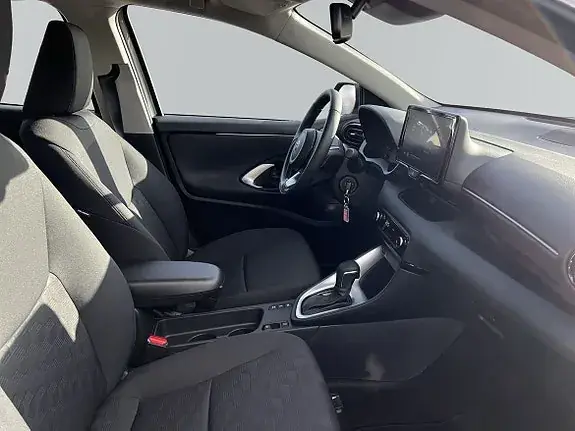 Toyota Yaris 2025 photo 5