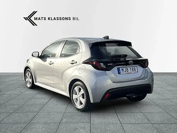 Toyota Yaris 2025 photo 2